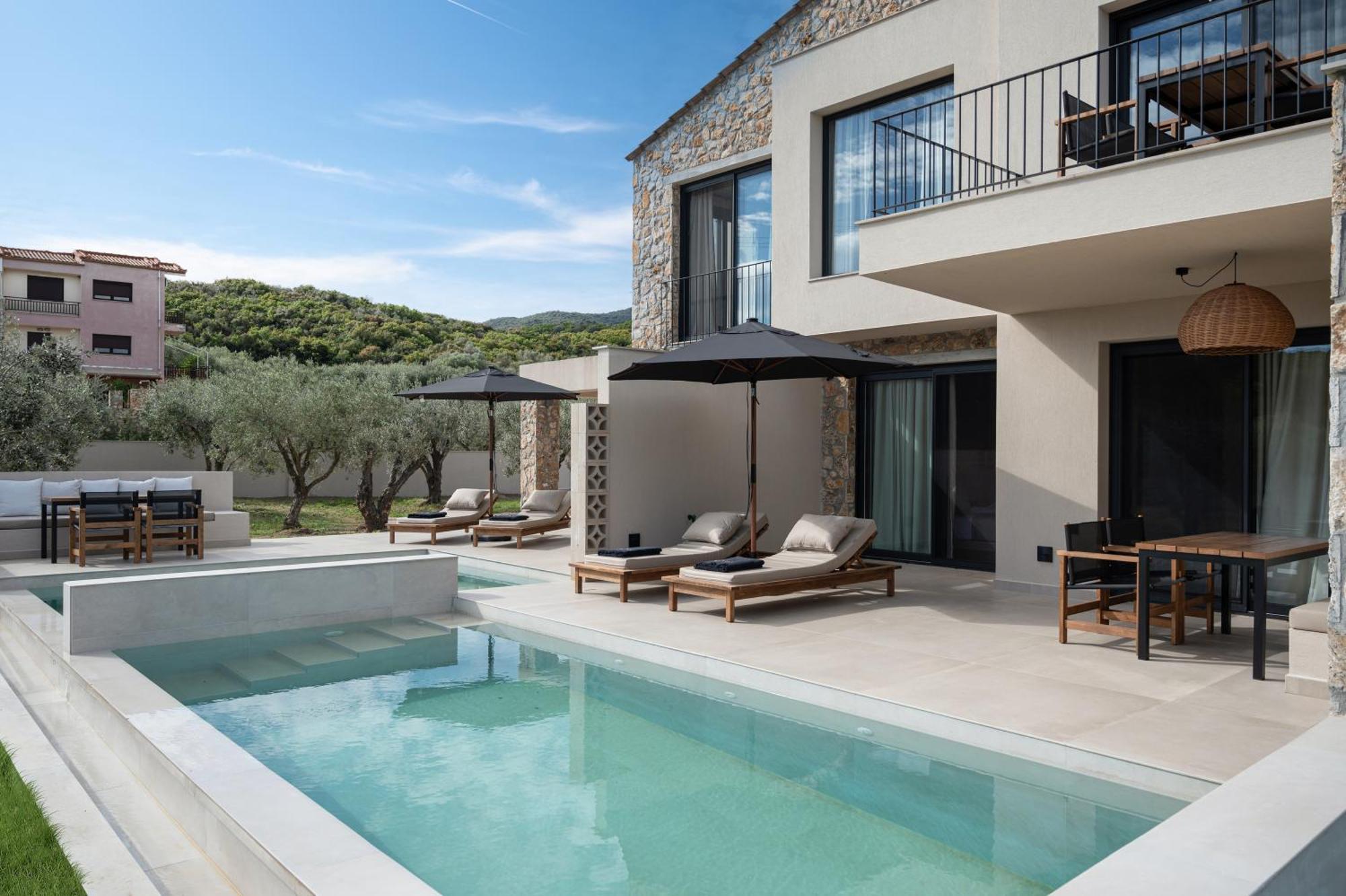 Olivera Suites Sarti Esterno foto