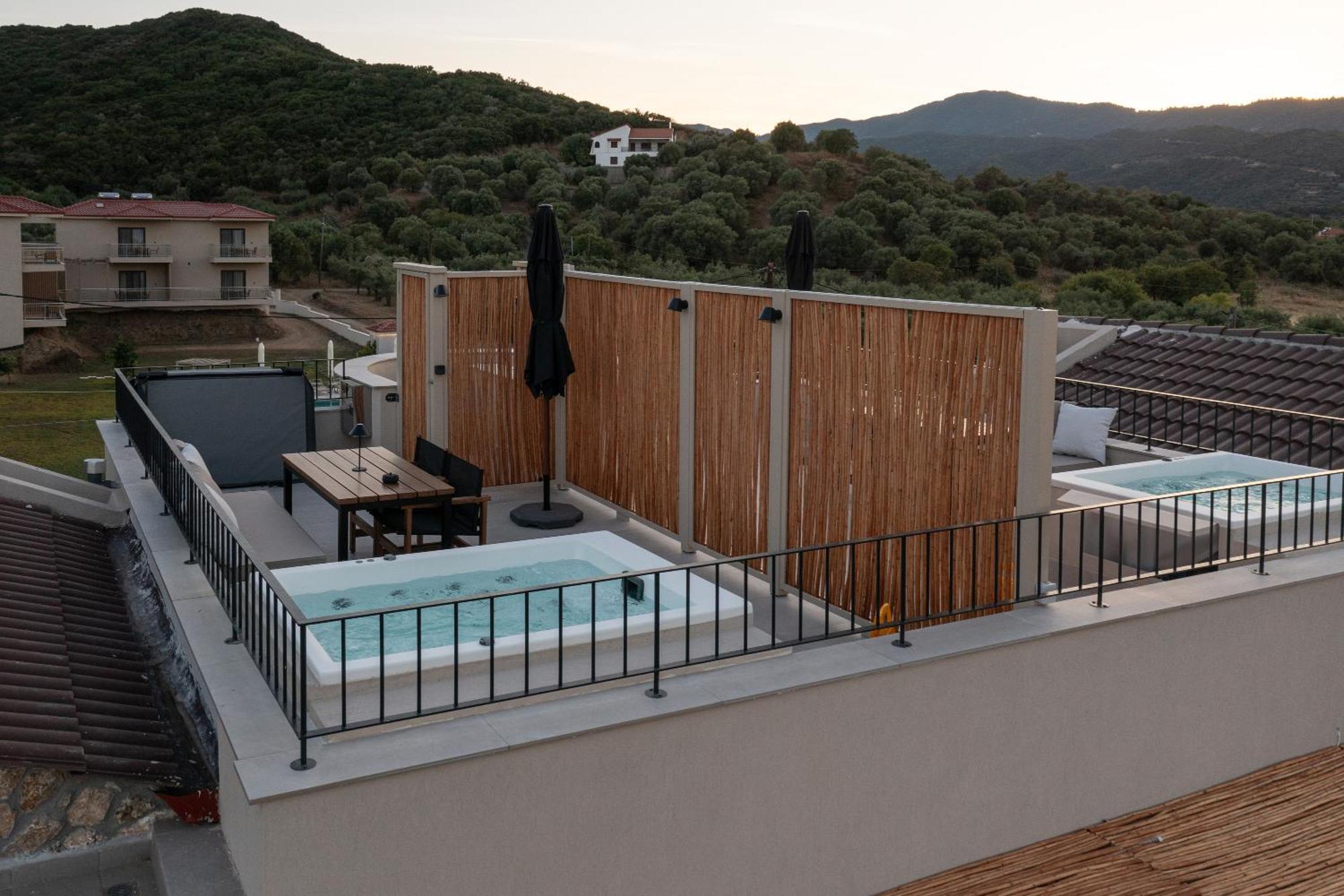 Olivera Suites Sarti Esterno foto